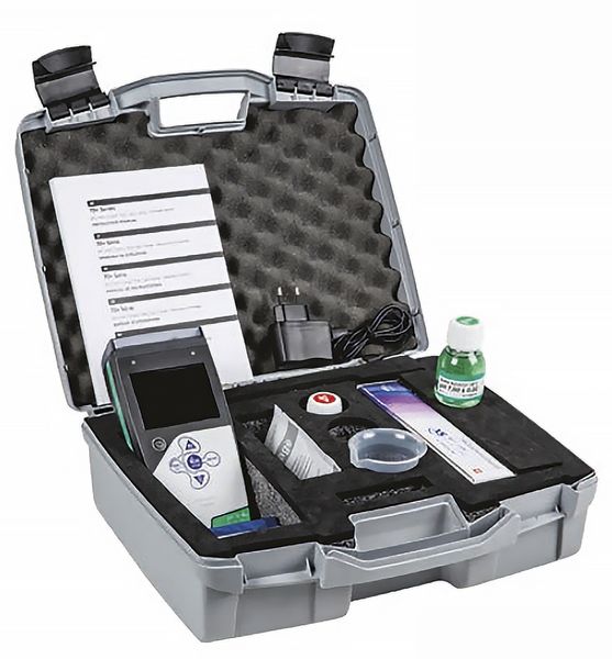 Valigetta con pHmetro professionale e accessori
